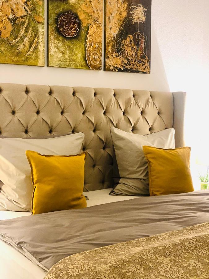 Aurum Apartment Kirchheim am Neckar Екстериор снимка